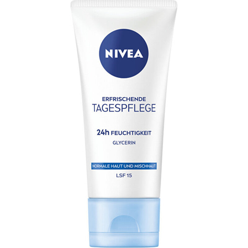 „Nivea Essential“ dieninis kremas su SPF 15 – drėkinamasis dieninis kremas normaliai ir mišriai odai